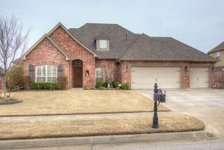 9409 96th East Ave, Owasso, OK 74055-7284