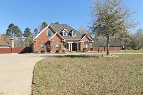 2074 Hiwassee Dr, Bonaire GA  31005-2507 exterior