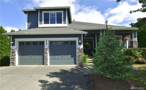 1927 34th Pl, Seattle, WA 98056-8017