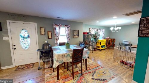 3332 Mountain Rd, Wardensville WV 26851-8279 exterior