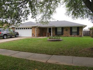 8653 Chalmette Dr, Shreveport, LA 71115-2717