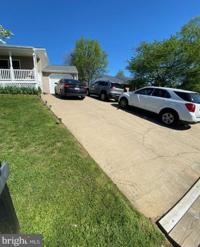 5069 Tara Dr, Fredericksburg, VA 22407-6545