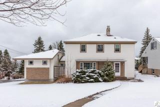 2730 Branch St, Duluth, MN 55812-2335