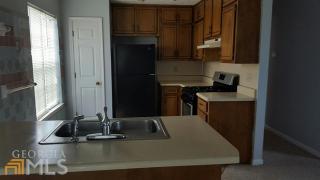 6082 Amberly Rd, Rex GA  30273-1204 exterior