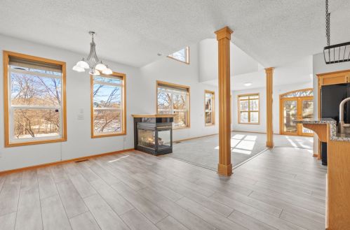 1203 Dupont Ln, Minneapolis MN  55444-2710 exterior