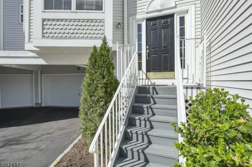 1008 Edgehill Ter, Whippany, NJ