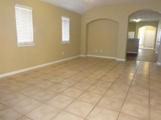 5018 Deerpath Dr, Conroe TX  77303-2380 exterior