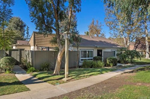 10563 Caminito Flores, San Diego, CA 92126-2804