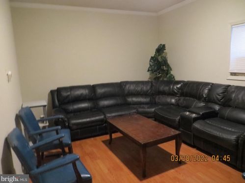 54 Olden Ave, Trenton NJ 08629-2103 exterior