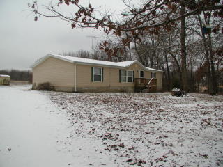 6318 County Road 4750, Pomona, MO 65789-9559