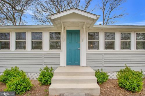 4726 Idlewilde Rd, Shady Side MD  20764-9766 exterior