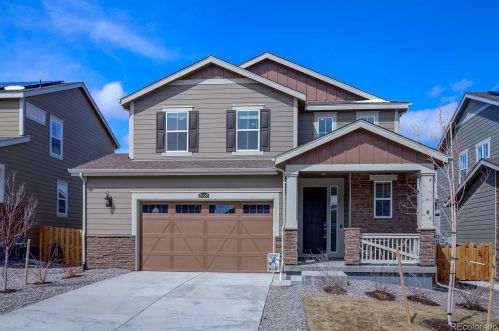 26365 Canal Pl, Aurora, CO 80018