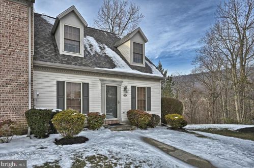 249 Timber View Dr, Harrisburg, PA 17110-3994