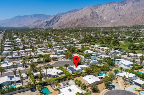 860 Grace Cir, Palm Springs, CA 92262-2231