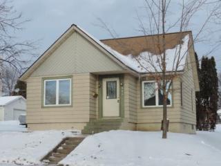 613 14th St, Virginia, MN 55792-2249