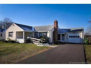263 Mountain Rd, Windsor CT  06095-2318 exterior