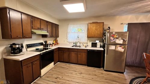 2827 Haddon Dr, Rex GA  30273-2334 exterior