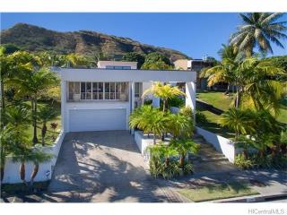 3928 Kaualio Pl, Honolulu HI  96816-4404 exterior