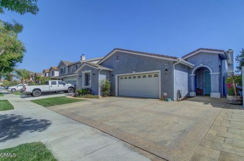 1174 Liada Way, Oxnard, CA 93030-5486