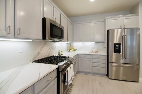 7417 Netherbury Ct, Elk Grove CA  95757-5147 exterior