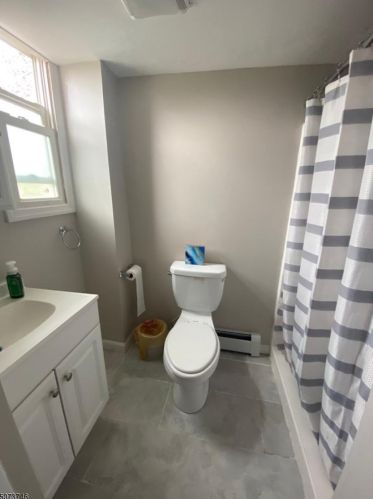 205 Park Ave, Paterson NJ  07501-2316 exterior