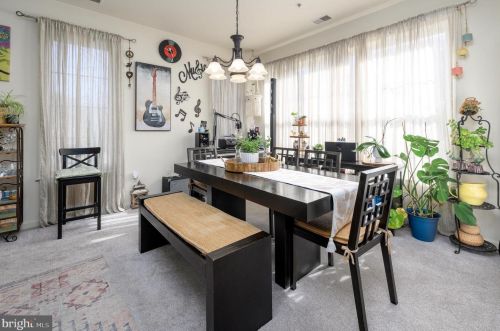 31 Kyle Way, Trenton NJ 08628-2525 exterior