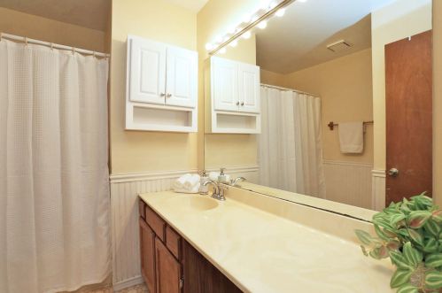 809 Burning Trl, Carol Stream IL  60188-9148 exterior