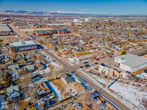 3894 Cook St, Denver CO  80205-3740 exterior