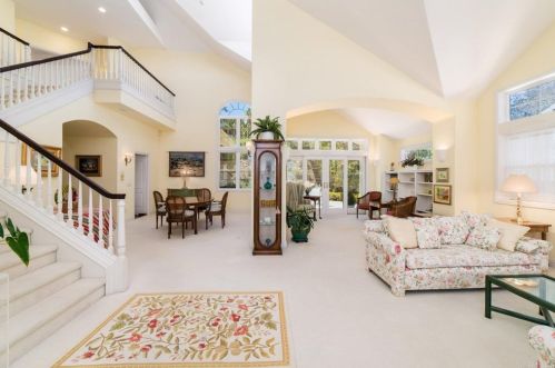 3209 Cadencia St, Carlsbad, CA 92009-7805