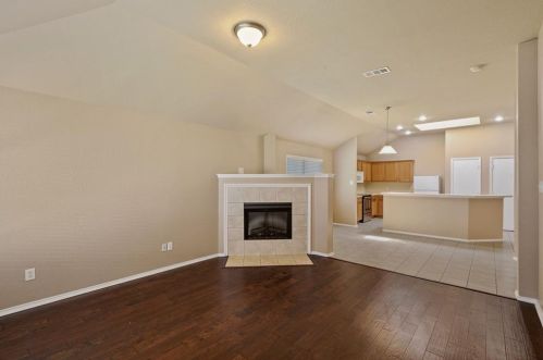 528 Cranbrook Dr, Fort Worth TX  76131-4235 exterior