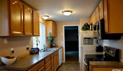 869 300, Vernal, UT 84078-3811
