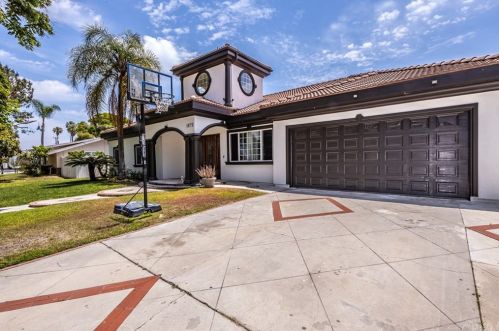 1872 Eileen Dr, Anaheim, CA 92802-3104