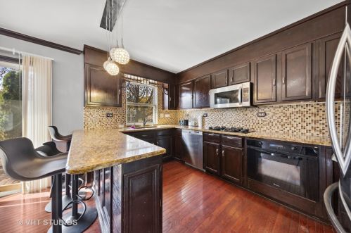 475 Savannah Ln, Lemont IL  60440-5089 exterior