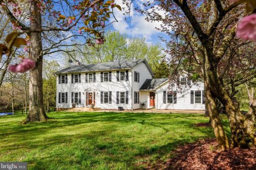 5766 Benford Dr, Haymarket, VA 20169-2503