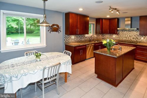 13712 Berkley Rd, Silver Spring MD 20904-6205 exterior