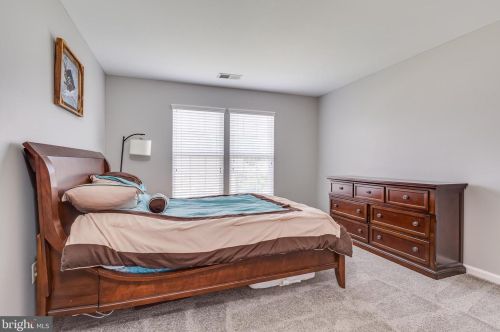 86 Butcher Ct, Shepherdstown WV  25443-4330 exterior