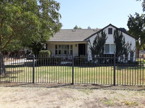 2834 Michigan Ave, Stockton, CA 95204-2638
