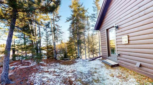 619 Clearwater Rd, Lutsen, MN 55604-2036
