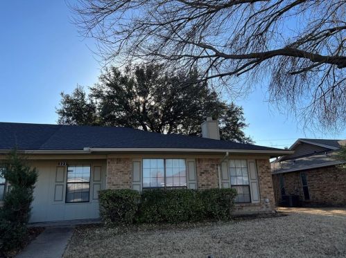 222 Amberway Ln, Garland TX  75040-3757 exterior