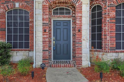 7907 Rosebriar Ln, Plano TX  75024-3916 exterior