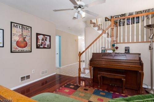 203 Marten Rd, Princeton, NJ 08540-1664