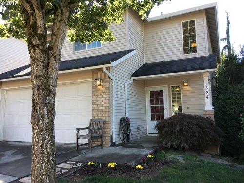 1394 Binford Lake Pkwy, Damascus, OR 97080