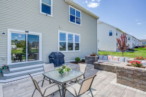 9340 Compass Pointe Rd, Saint Paul MN  55129-5513 exterior