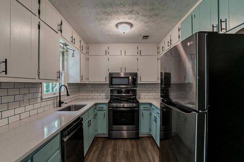 3079 Dover Dr, Duluth, GA 30096-3522