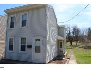 1217 Spring Garden St, Primrose, PA 17901-1544