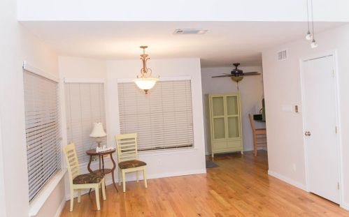 513 Ranch Trl, Irving TX  75063-4130 exterior
