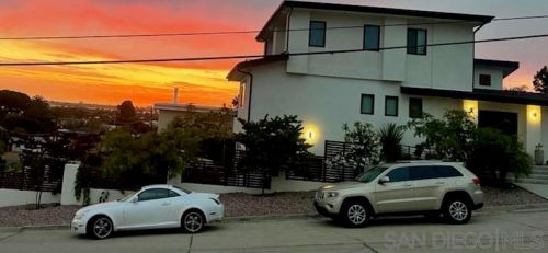 1380 Dorcas St, San Diego, CA 92110-1578