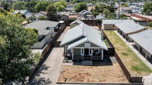 331 Lincoln Ave, Manteca, CA 95336-4606