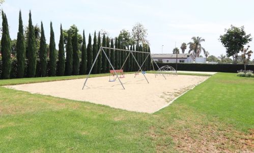 3840 Hazard Ave, Santa Ana CA  92703-2650 exterior