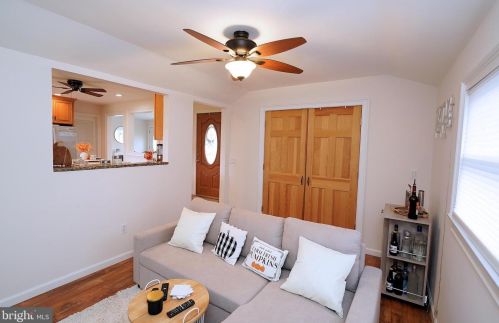 51 Sunset Blvd, Trenton NJ  08690-3950 exterior